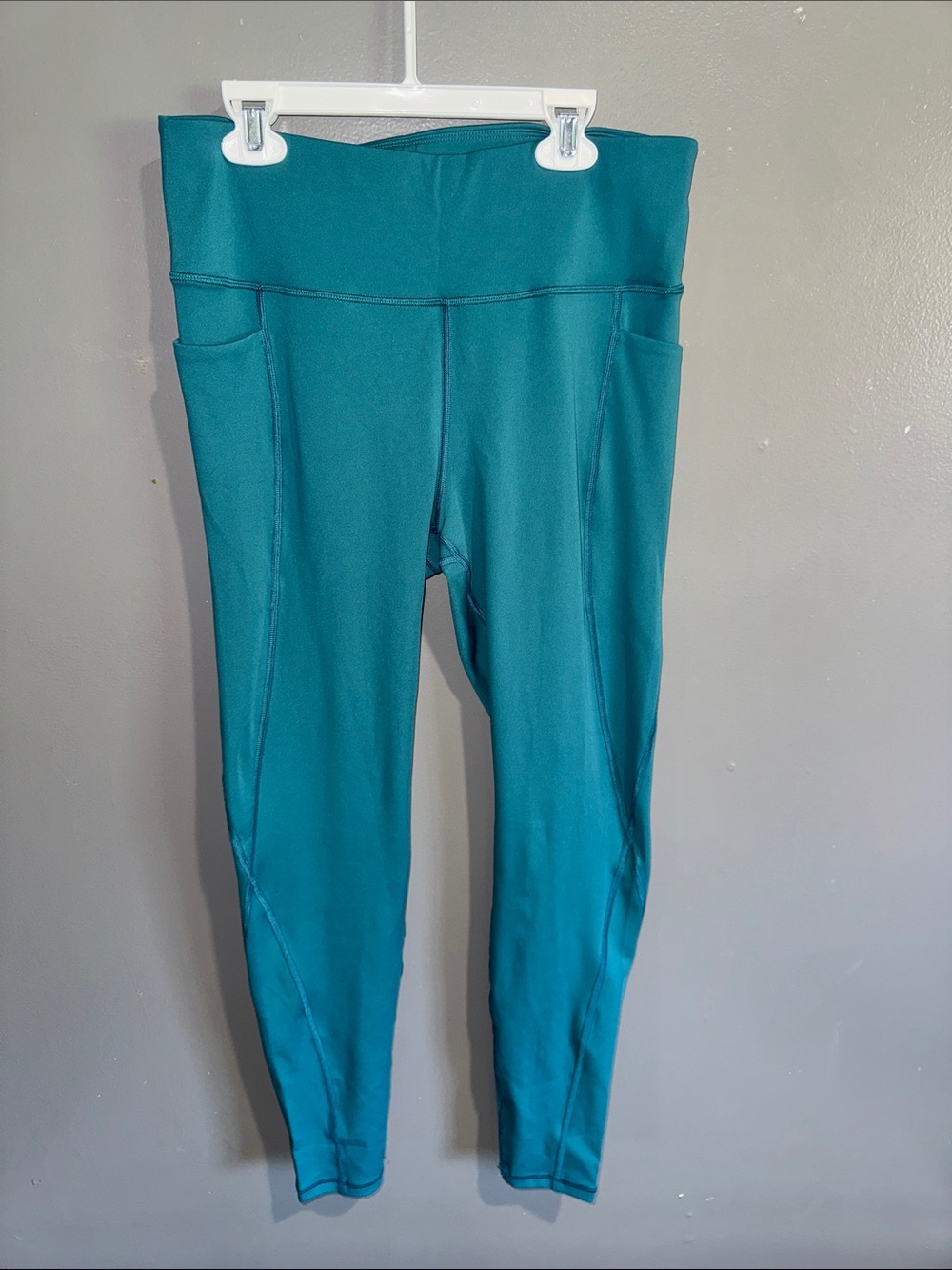 High-Waist Teal Active Leggings